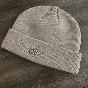 Alo Notable Beanie